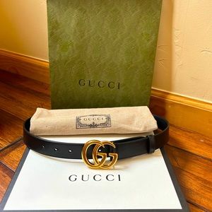 Gucci Belt- Women’s Medium. Black leather with gold Gucci Symbol hardware